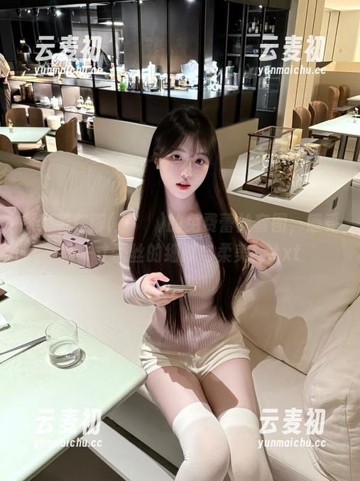 探索姜仁卿(강인경)的免费蕾丝套图，感受每一寸蕾丝的细腻与柔美！.txt