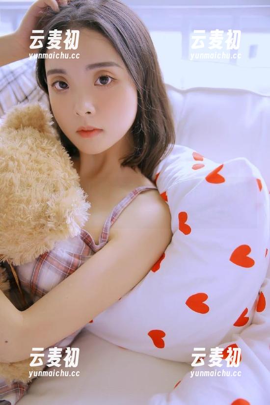 微密圈 - 宝儿茹171短裙写真作品福利特辑，展现别样风情与诱人风采.txt
