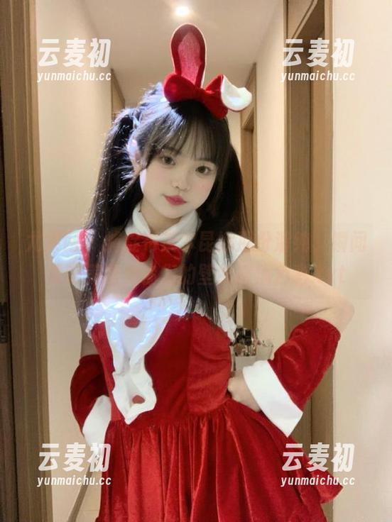 尤果网 - 捕捉布莱尔昆娜那份清纯，瞬间领略美图为你们的壁纸增添色彩.txt