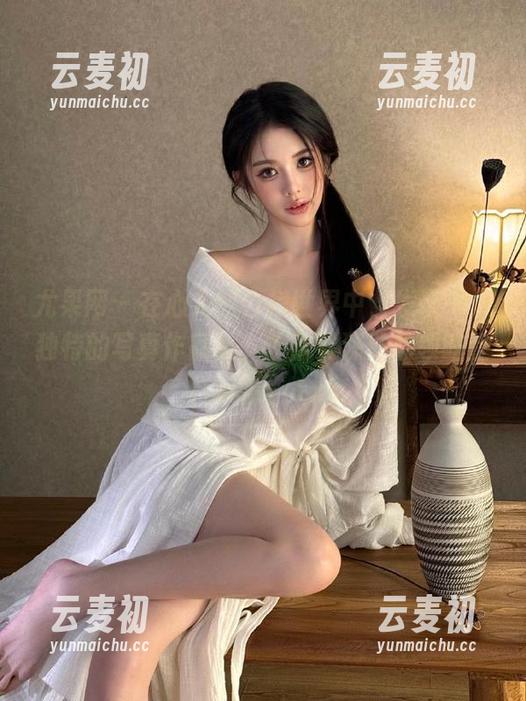 尤果网 - 在心儿的白裙世界中，发现一份独特的写真作品集，丰富资源助你领略别样风情。.txt