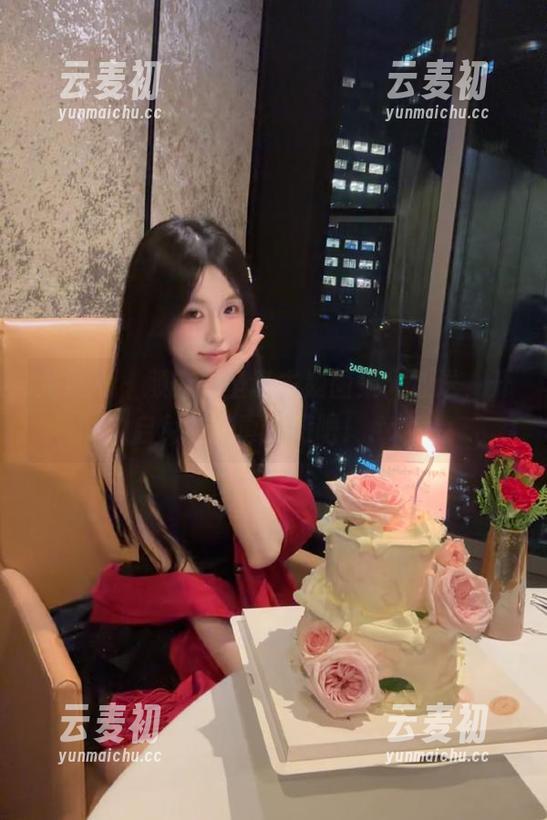 尤果网 - 颜亦汐圣诞主题图集大放送，开启免费写真之旅吧！.txt