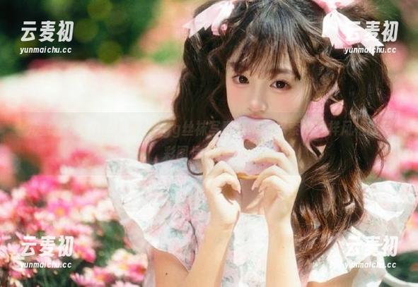 尤蜜荟 - Egg-尤妮丝Egg丝袜写真合集：探索她多样风格的精彩图片系列.txt