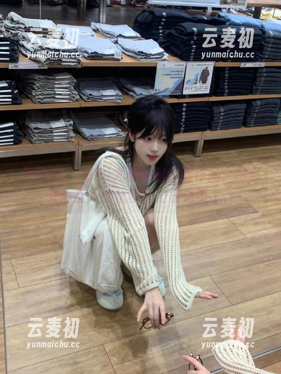 尤蜜荟 - Yumi尤美瑜伽精选作品：尽显身心合一的优雅与力量之美.txt