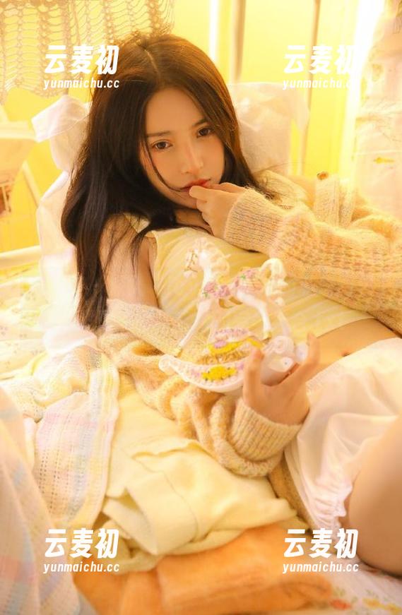 尤蜜荟 - 深入“icy猪镂空”的私房图包，发现美丽与艺术的完美结合.txt