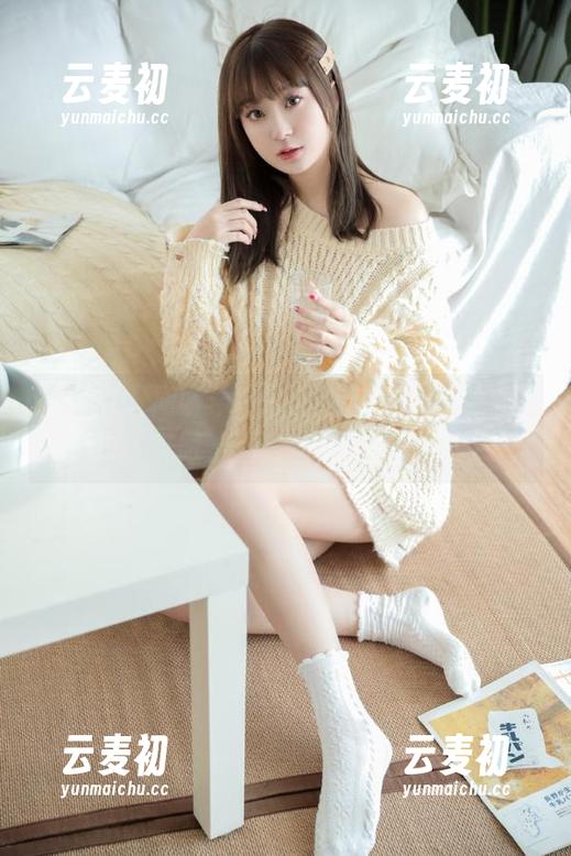 尤蜜荟 - 周妍希独家最新自拍图包，展现无限魅力与创意！.txt
