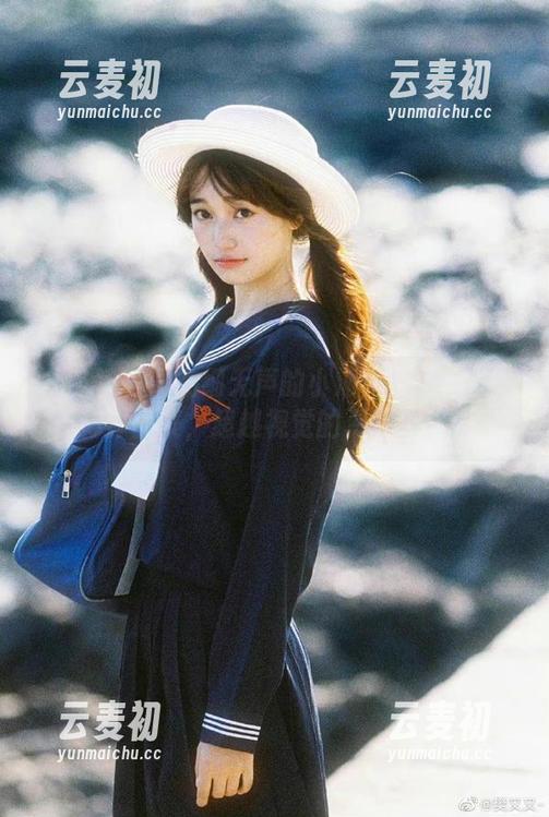 尤蜜荟 - 润物细无声的小海臀Rena修女摄影作品集，超越视觉的资源探秘.txt