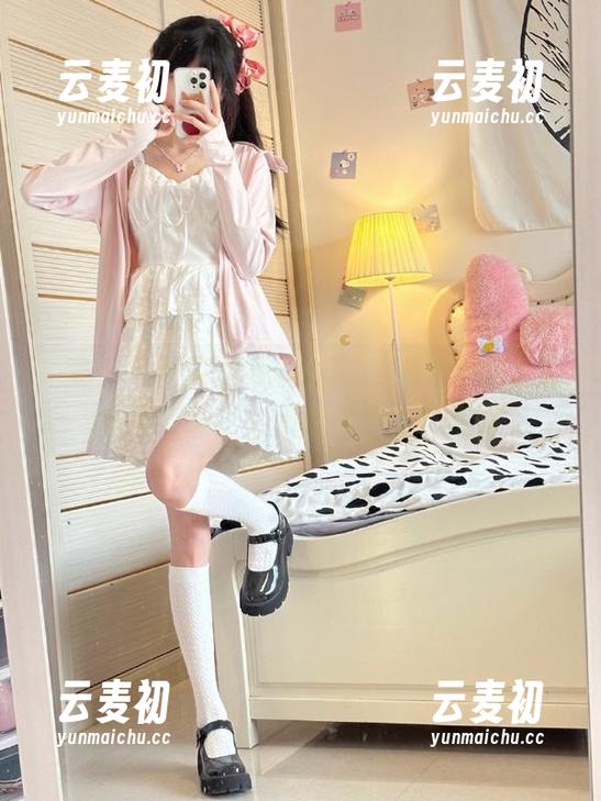 尤蜜荟 - 看完尤妮丝Egg的奶牛图包，原图都不敢面对我的眼睛了！.txt