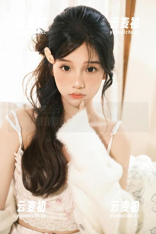 微密圈 - 左公子666女友写真创作全新更新，原图带你体验心动时刻！.txt