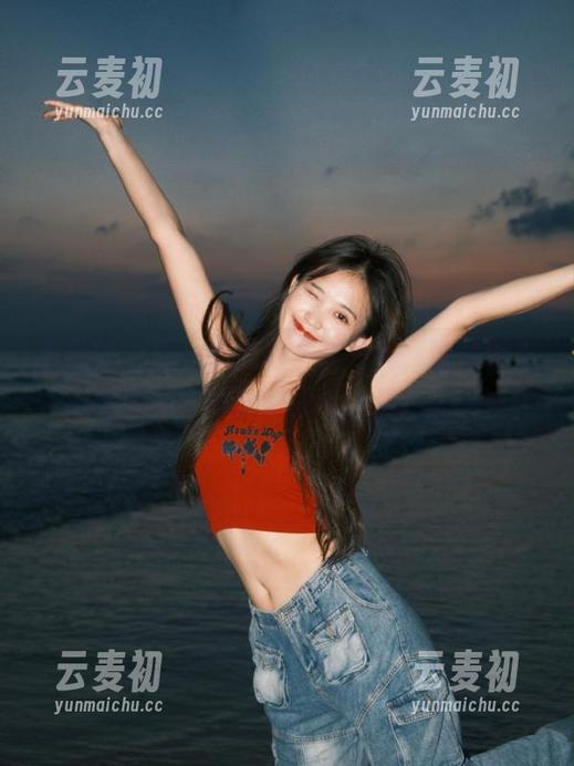 星颜社 - 恩一的短裙全套写真，图片带你领略不一样的时尚与风情！.txt