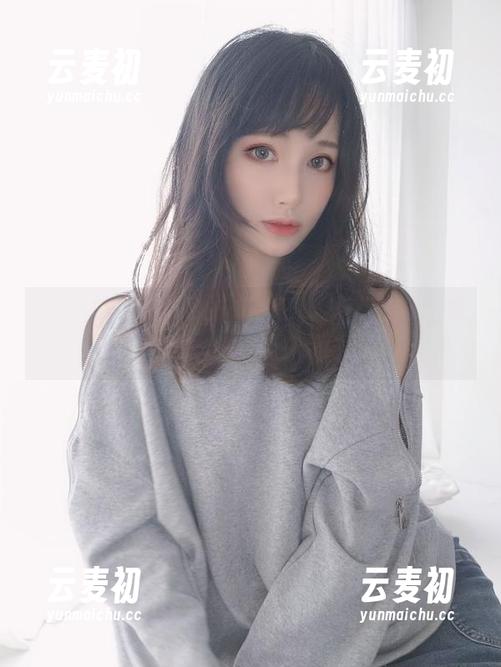 每个细节都不容错过：木之本果居家写真合集分享.txt