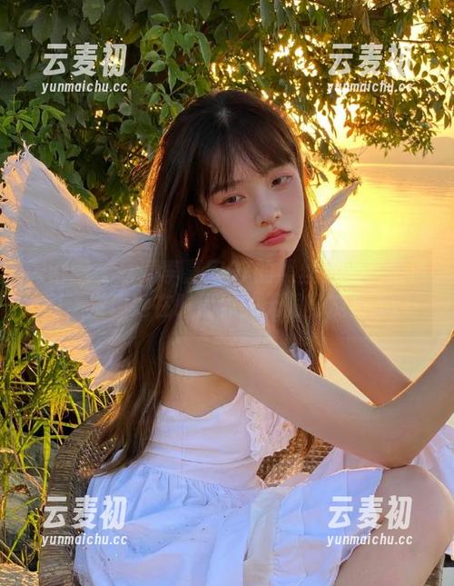 微密圈 - 享受李嘉欣97的黑丝丁裤私拍资源，发现她在时尚界的无限可能！.txt
