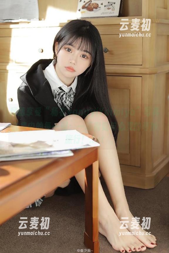 尽情享受“杨衣yangyiYoimiya”写真合集中的每一刻：一场视觉与心灵的奇妙旅行！.txt