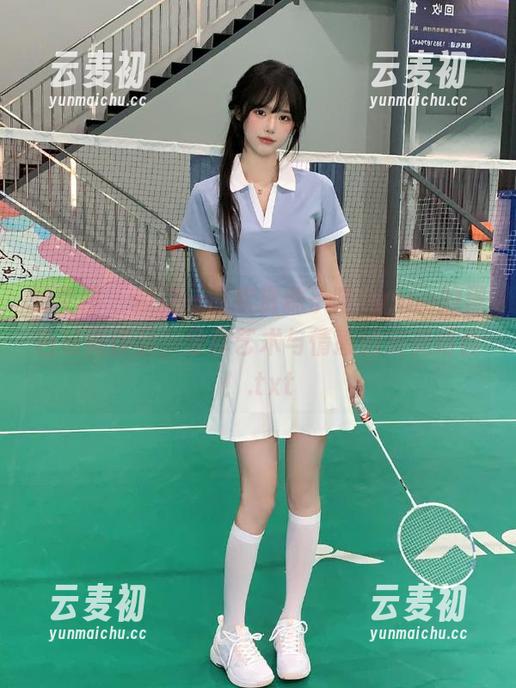 微密圈 - 邀你一同欣赏林子喵Lynne的黑色写真作品，分享艺术与情感的完美结合！.txt