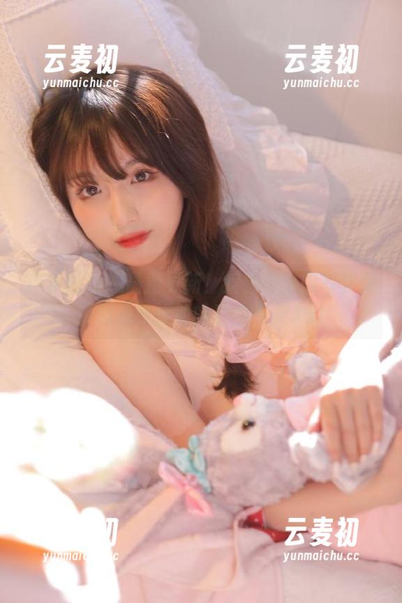 森萝财团 - 最新更新！媛媛体操服写真集带你感受运动的自由与美.txt