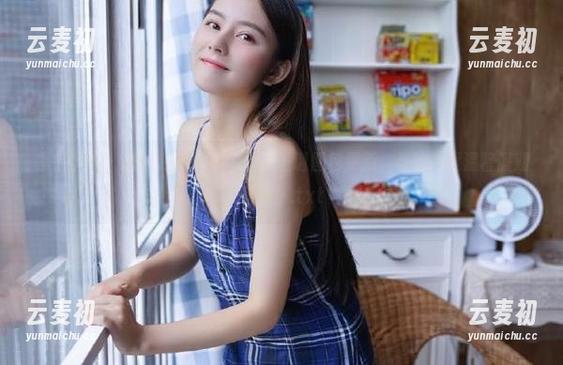 模范学院 - 唐琪儿Beauty全新圣诞图包更新，与她共度温馨假期时光！.txt