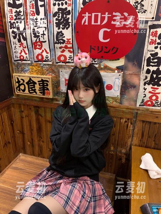 模范学院 - 探索文岗jeninfer连体衣的艺术：不可错过的原图与套图大揭秘.txt