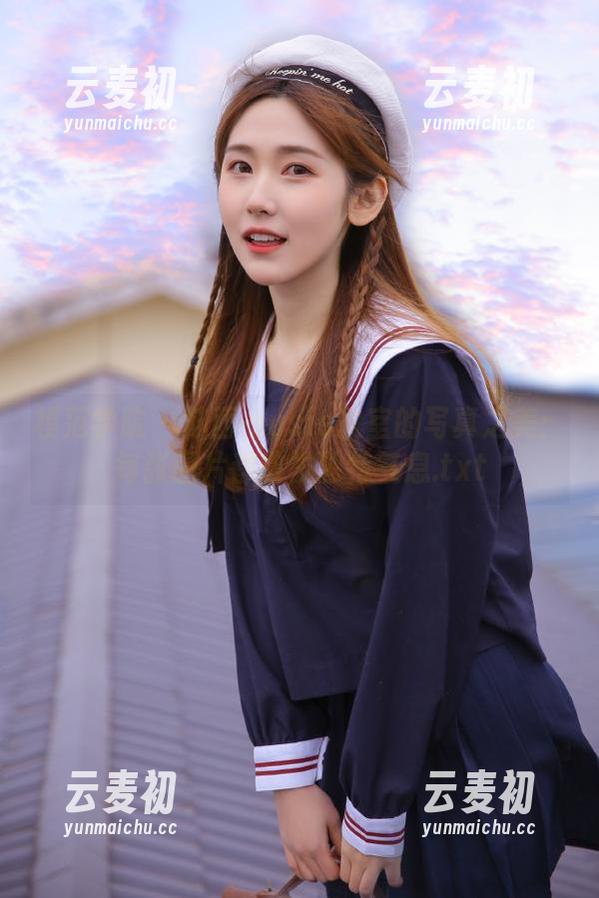 模范学院 - 苏西-susie教室的写真之美：每张图片都散发独特气息.txt