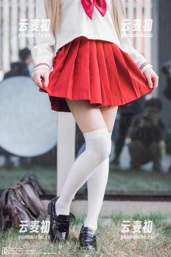 物恋传媒 - 小茶的写真套图：林花虽谢春红难再，依然美丽如初显气质.txt