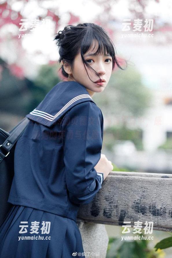 迷失在疯猫ss的贞德女仆高清写真中，感受她的英勇与优雅之美！.txt