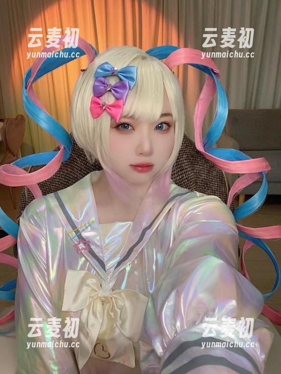 皮皮奶可可爱了啦女仆自摄，精选作品集展示少女心与梦幻风格.txt