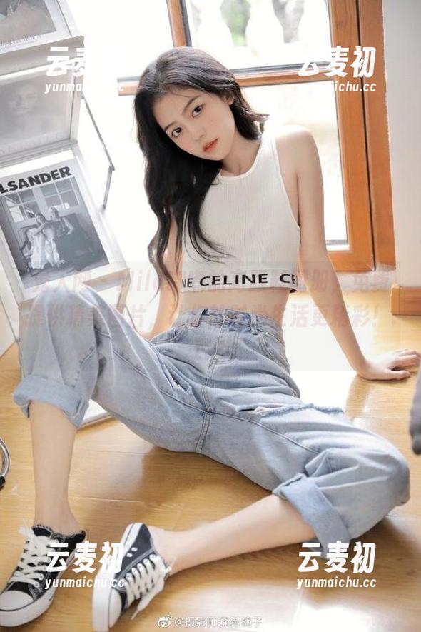 秀人网 - Mila嘟嘟的高跟鞋图册，免费提供精美图片，让你的时尚生活更精彩！.txt