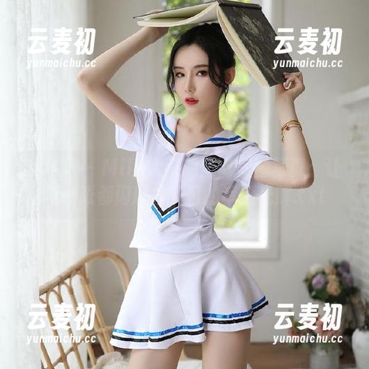 秀人网 - Milk大萌的圣诞美图写真：让每一张都闪耀着节日的幸福光辉.txt