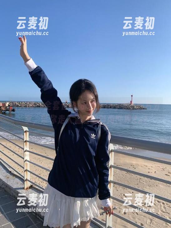 秀人网 - 全套伍晓丽Shirley毛衣图片分享，带你走入温暖的时尚世界.txt