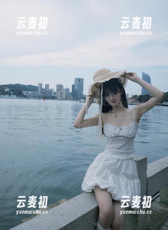 秀人网 - 凯竹BuiBui与女友的高清写真集锦，精彩瞬间免费下载，快来收藏吧！.txt