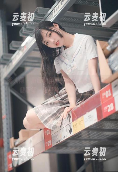 秀人网 - 解锁叶佳颐的奶牛写真集原图，倾听每一张照片背后的故事.txt