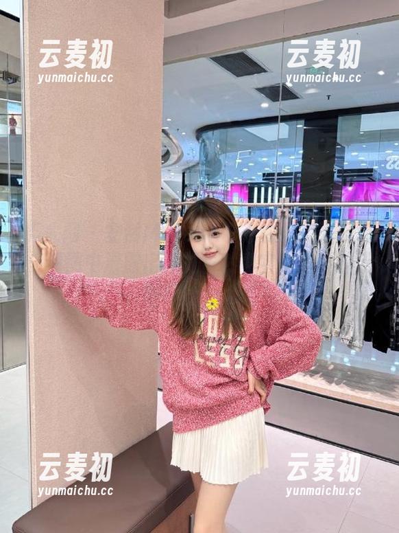 秀人网 - 安然Maleah带来的死库水写真，原图中流露出她的自然真实与青春的无限可能。.txt