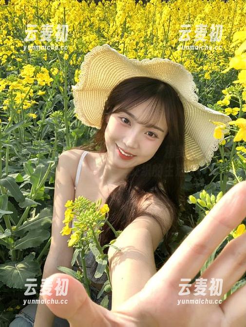 秀人网 - 感受小紫藤的日常：精美写真合集，展现真实与梦幻交织的生活.txt