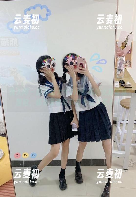 秀人网 - 探索晗大大Via拍摄的女孩写真图包，感受青春唯美与灵动之美.txt