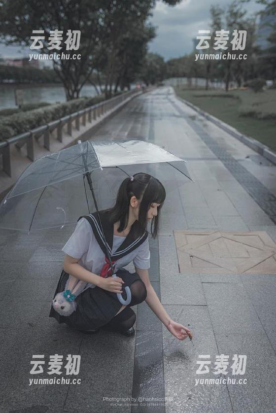 秀人网 - 杨倩倩甜心私拍写真，细腻瞬间唤醒心底的柔软.txt