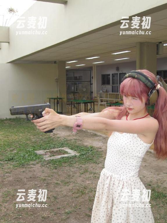 秀人网 - 发现林文文女友壁纸合集：让她的风采陪伴你，感受每一次心跳的美好.txt