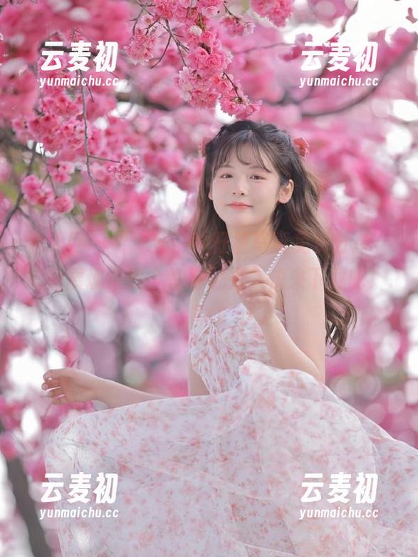 秀人网 - “汁汁”牛仔裤写真免费分享，完美展现你的个性与魅力，快来下载吧！.txt