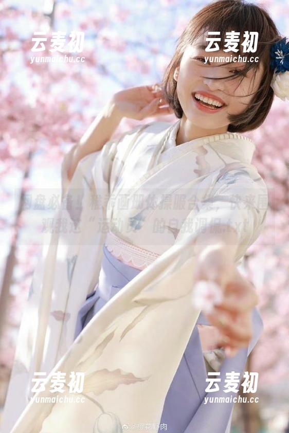 网盘必备！稚乖画册体操服合集，快来围观我这“运动员”的自我调侃.txt
