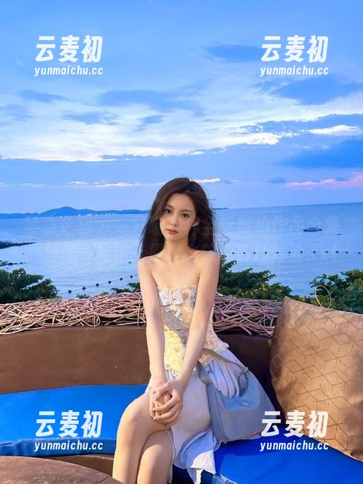 紧急企划 - 一只喵喵梓全新旅拍作品合集：与她一起踏上探索之旅的奇妙体验.txt