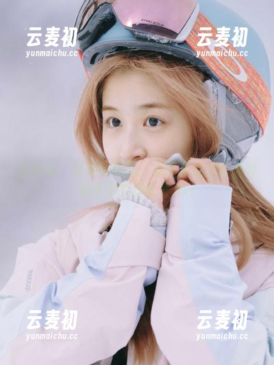 美媛馆 - 甜美的回忆：唐琪儿私房可爱图集带你领略青春.txt