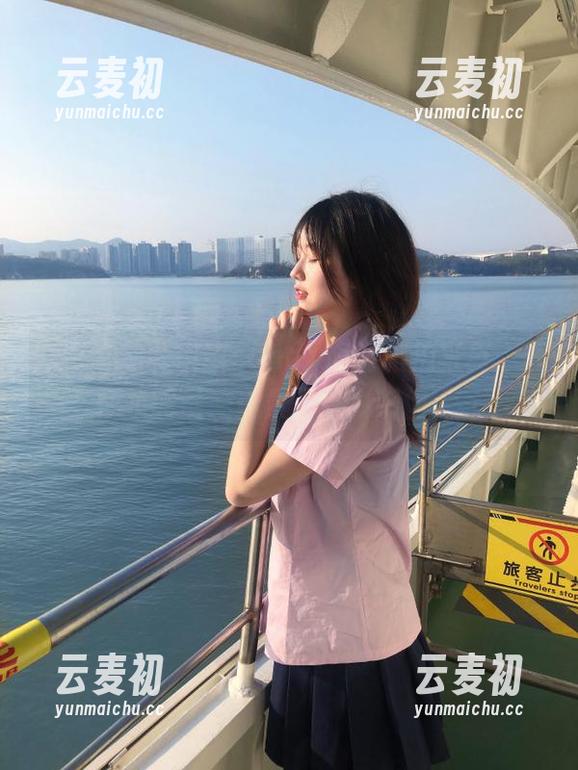 美媛馆 - 薛琪琪sandy高清旅拍写真，带你领略最美风景的魔力瞬间.txt