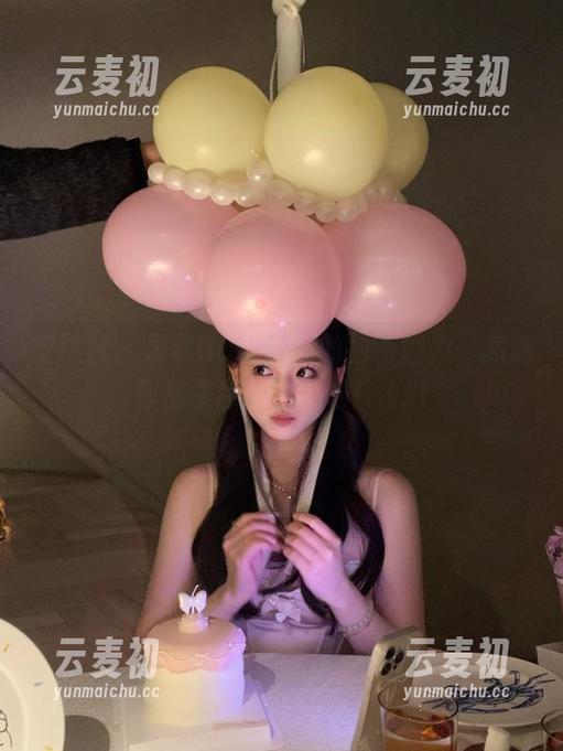蜜桃社 - 发现Gina眼镜的独特魅力，高清作品集甜蜜上线啦！.txt