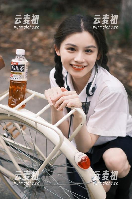 蜜桃社 - 缇娜美Tinami最新美图发布，肉丝系列带来视觉冲击与感动.txt