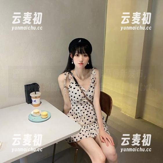 语画界 - 章芃芃短裤原图作品最新发布，带你领略她的摄影之美与自然风情！.txt