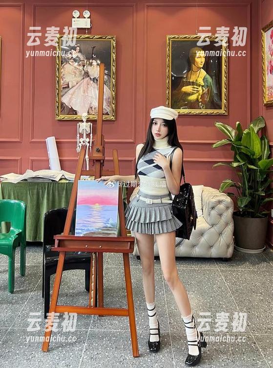 感受过期米线线喵的少年气息：校服写真珍藏原图与精选图片集，让青春重现.txt