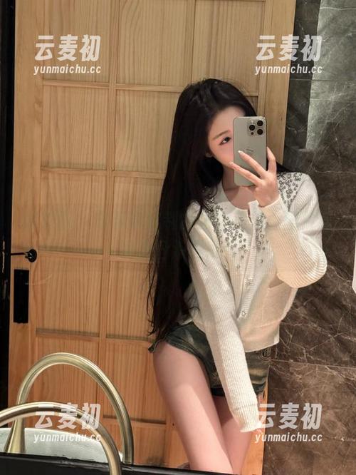 微密圈 - 陈佩奇定制的海边美照，图片诉说夏日浪漫.txt