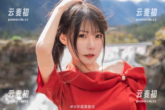 探索香草喵露露的室内世界：独家原图和壁纸，让你爱不释手！.txt
